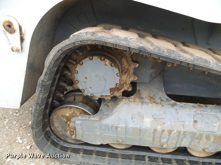 image for item EP9886 2019 Takeuchi TL12V-2  tracked skid steer loader