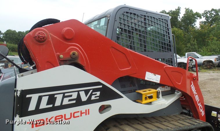 image for item EP9886 2019 Takeuchi TL12V-2  tracked skid steer loader