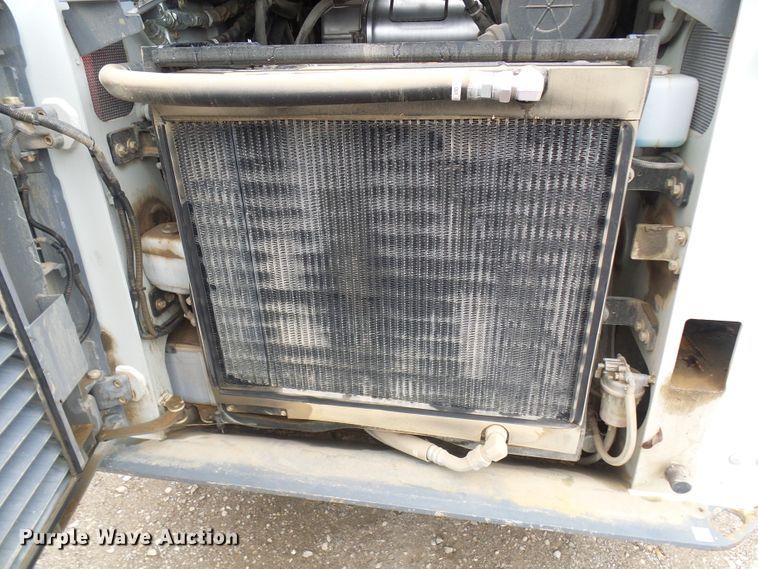 image for item EP9886 2019 Takeuchi TL12V-2  tracked skid steer loader