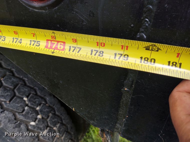 image for item EQ9391 2003 International 7400  dump truck