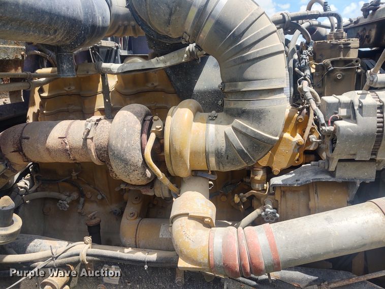 image for item EQ9396 1997 Kenworth  semi truck