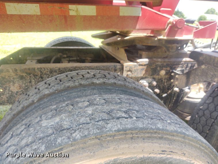 image for item EQ9396 1997 Kenworth  semi truck