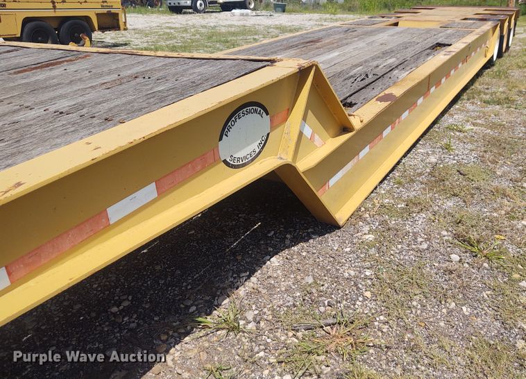 image for item EQ9401 1990 Trail King TK80RG-463 equipment trailer