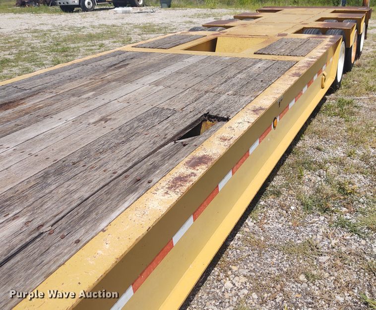 image for item EQ9401 1990 Trail King TK80RG-463 equipment trailer