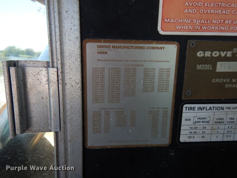 image for item FN9377 1982 Grove RT520 crane