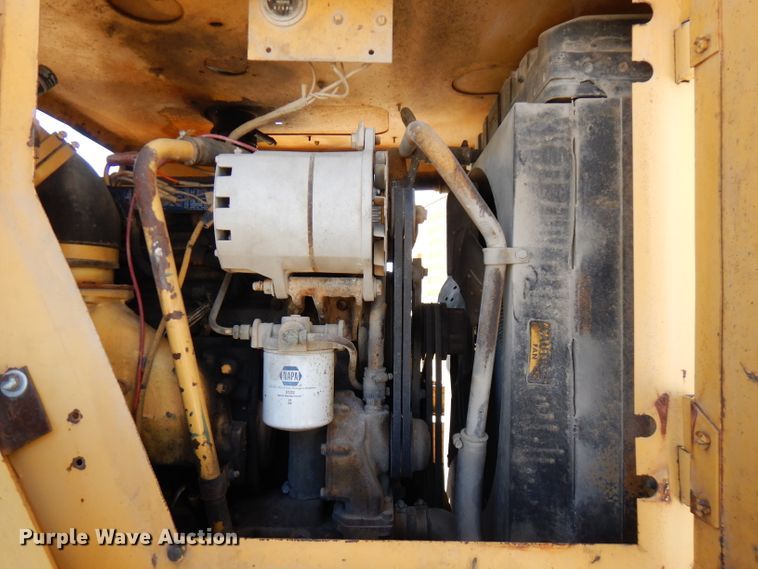 image for item FN9377 1982 Grove RT520 crane