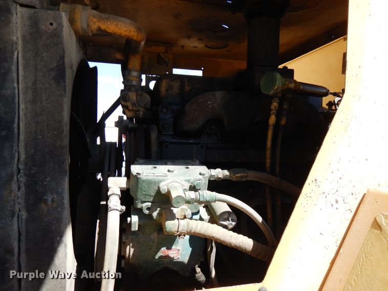 image for item FN9377 1982 Grove RT520 crane