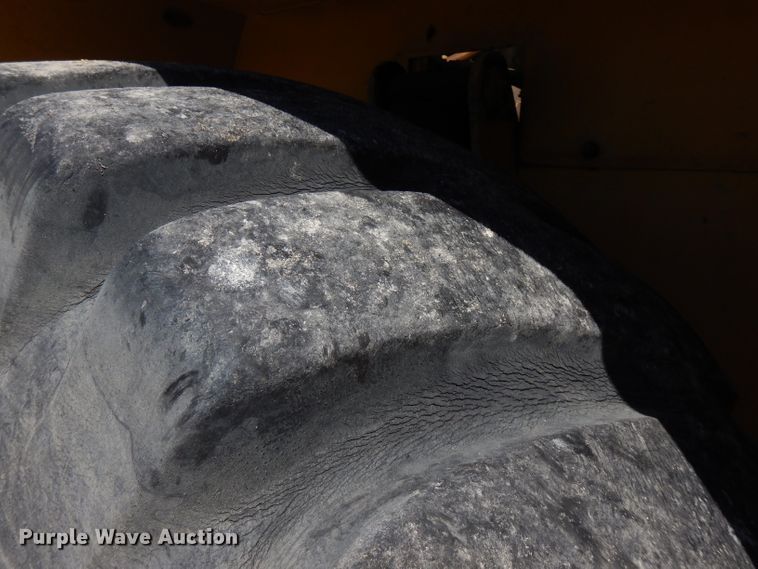 image for item FN9377 1982 Grove RT520 crane