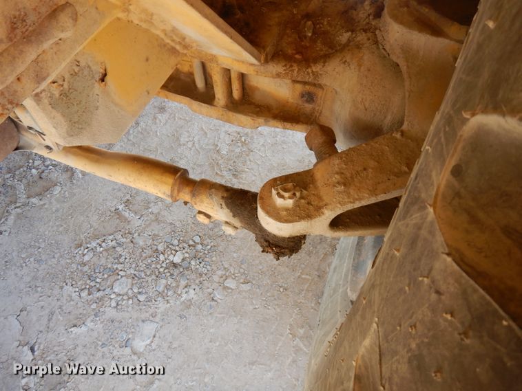 image for item FN9377 1982 Grove RT520 crane