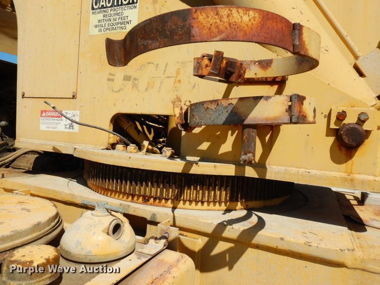 image for item FN9377 1982 Grove RT520 crane