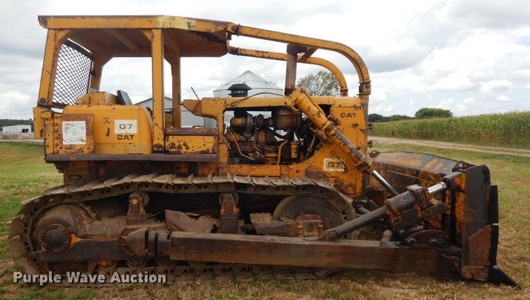 image for item FP9767 1972 Caterpillar D7F dozer