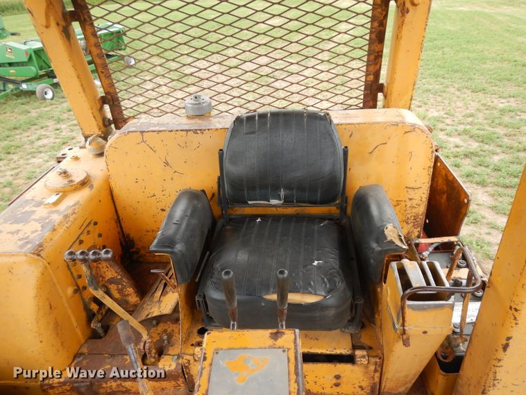 image for item FP9767 1972 Caterpillar D7F dozer