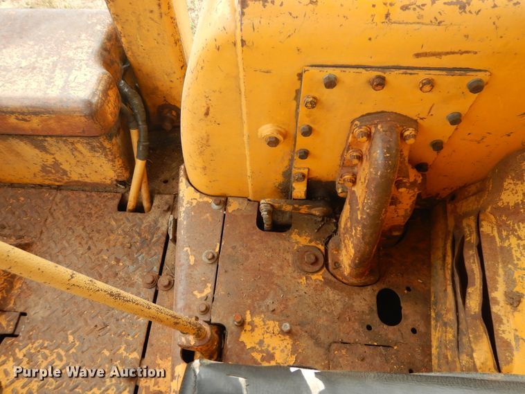 image for item FP9767 1972 Caterpillar D7F dozer