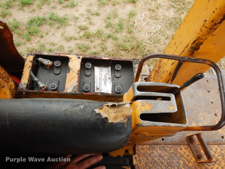 image for item FP9767 1972 Caterpillar D7F dozer