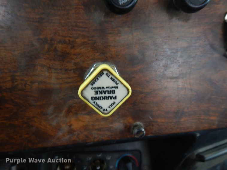 image for item FR9003 2000 Peterbilt 357  ready mix truck