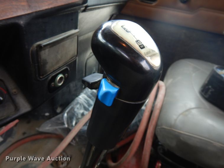 image for item FR9003 2000 Peterbilt 357  ready mix truck