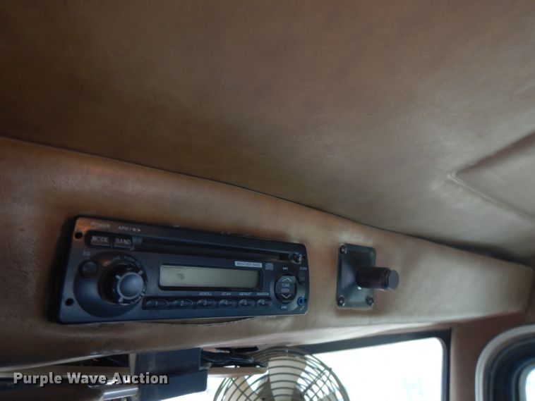 image for item FR9003 2000 Peterbilt 357  ready mix truck