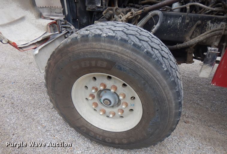 image for item FR9003 2000 Peterbilt 357  ready mix truck