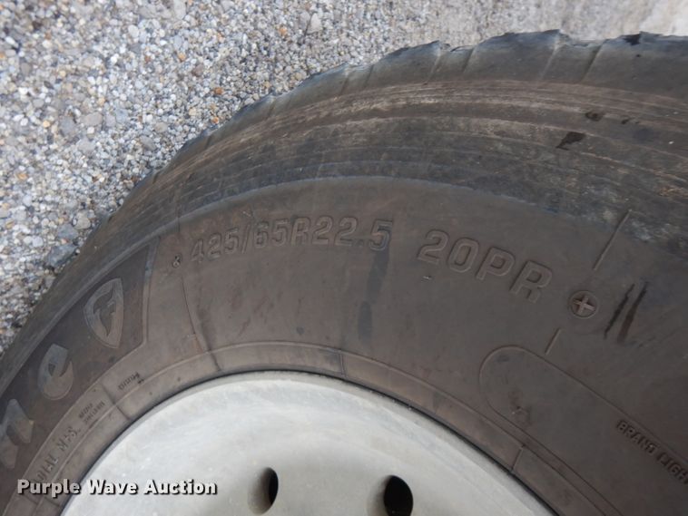 image for item FR9003 2000 Peterbilt 357  ready mix truck