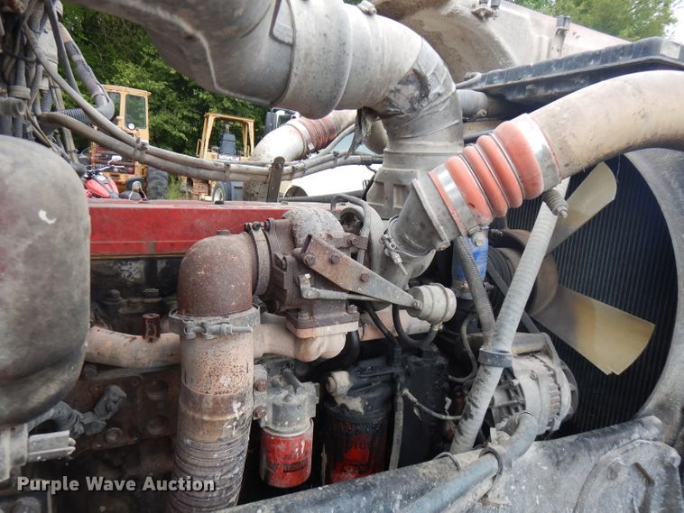 image for item FR9003 2000 Peterbilt 357  ready mix truck