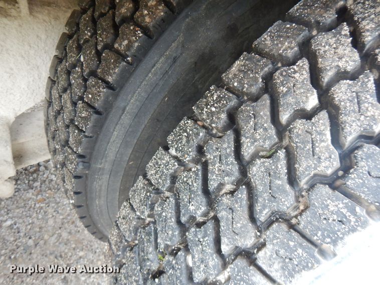 image for item FR9003 2000 Peterbilt 357  ready mix truck