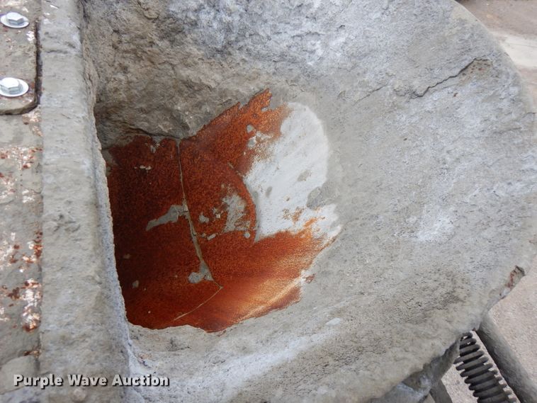 image for item FR9003 2000 Peterbilt 357  ready mix truck