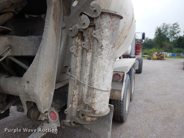 image for item FR9003 2000 Peterbilt 357  ready mix truck