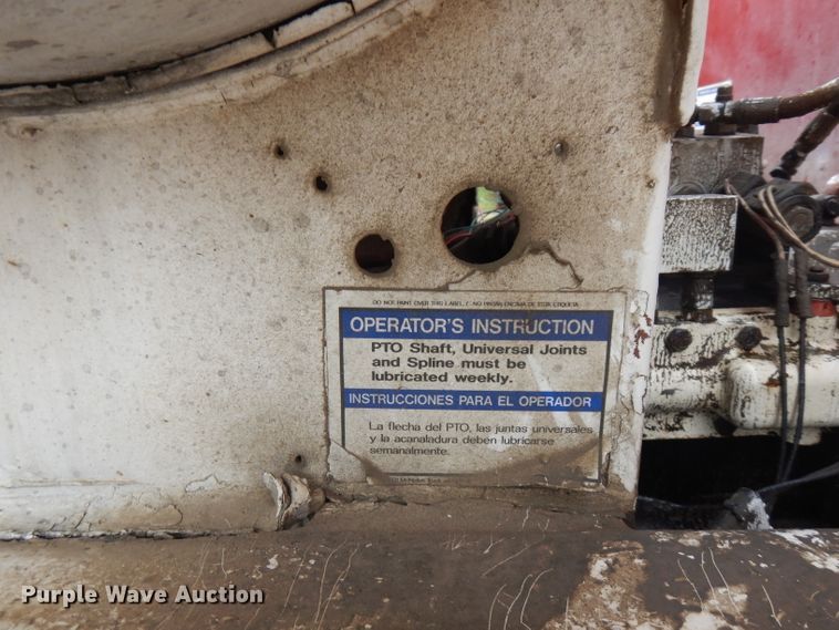 image for item FR9003 2000 Peterbilt 357  ready mix truck