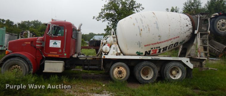 image for item FR9004 2001 Peterbilt 357  ready mix truck