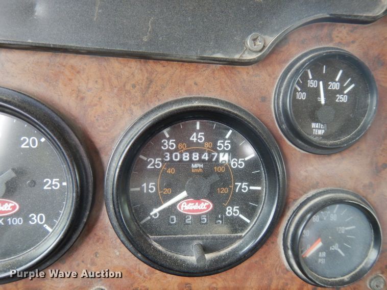 image for item FR9004 2001 Peterbilt 357  ready mix truck