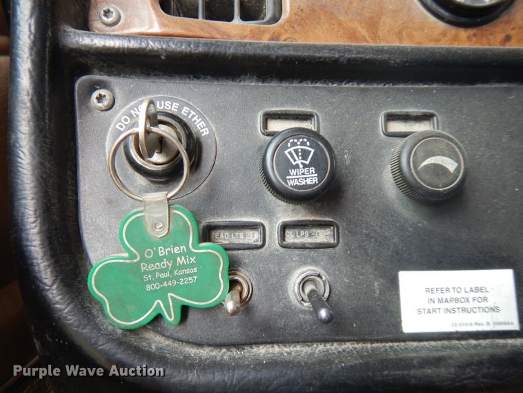 image for item FR9004 2001 Peterbilt 357  ready mix truck