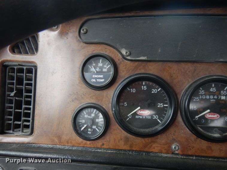 image for item FR9004 2001 Peterbilt 357  ready mix truck