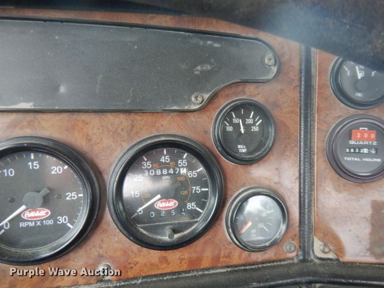 image for item FR9004 2001 Peterbilt 357  ready mix truck