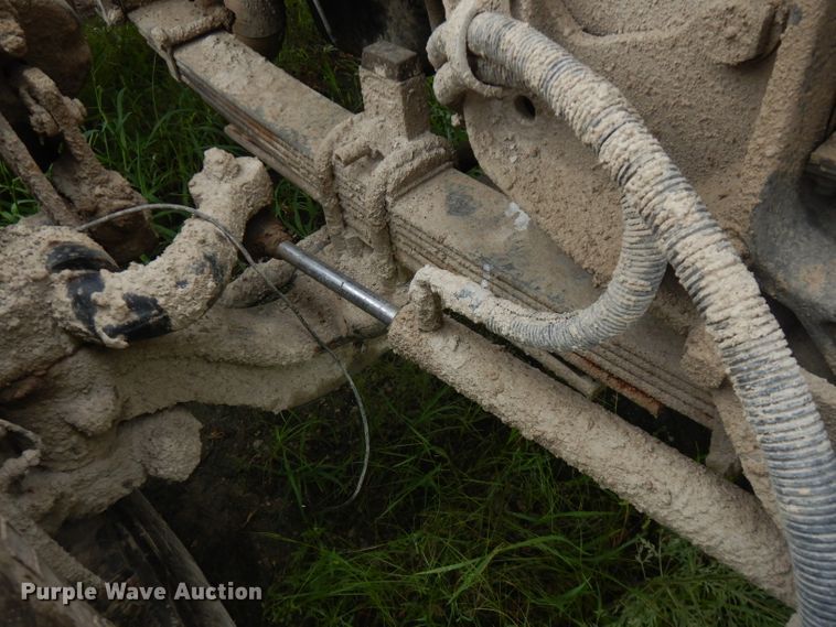 image for item FR9004 2001 Peterbilt 357  ready mix truck