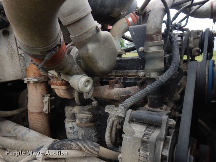 image for item FR9004 2001 Peterbilt 357  ready mix truck