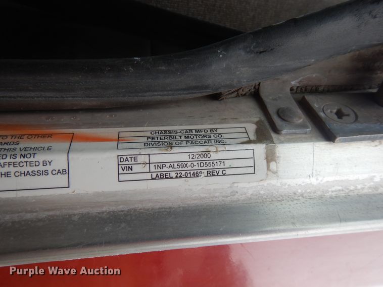 image for item FR9004 2001 Peterbilt 357  ready mix truck