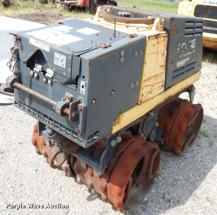 image for item FR9006 Bomag BG99108  trench compactor