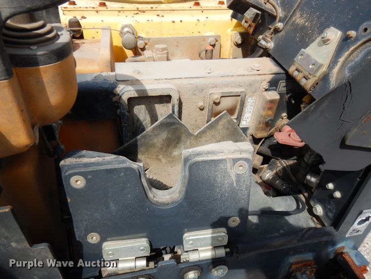 image for item FR9006 Bomag BG99108  trench compactor