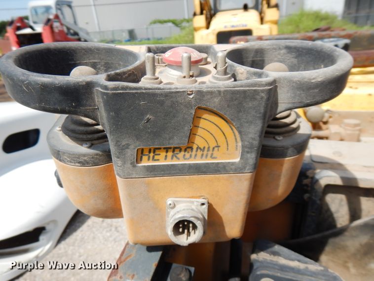 image for item FR9006 Bomag BG99108  trench compactor