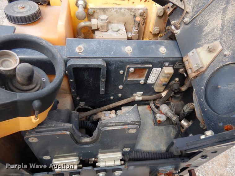 image for item FR9007 Bomag BG09107  trench compactor