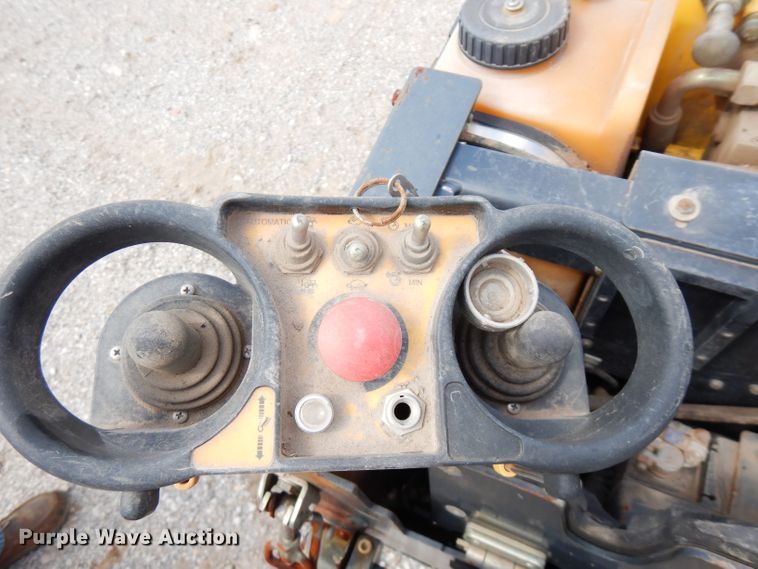 image for item FR9007 Bomag BG09107  trench compactor