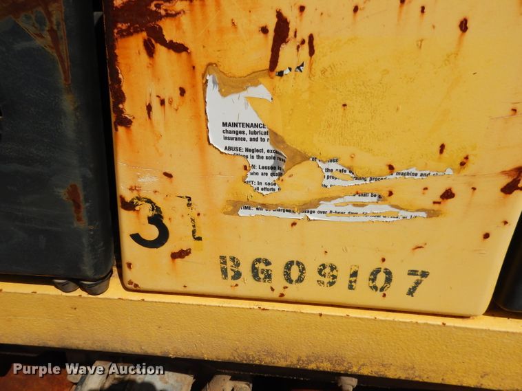 image for item FR9007 Bomag BG09107  trench compactor