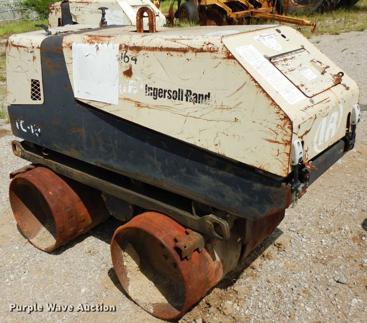 image for item FR9009 Ingersoll Rand TC13  vibratory trench compactor