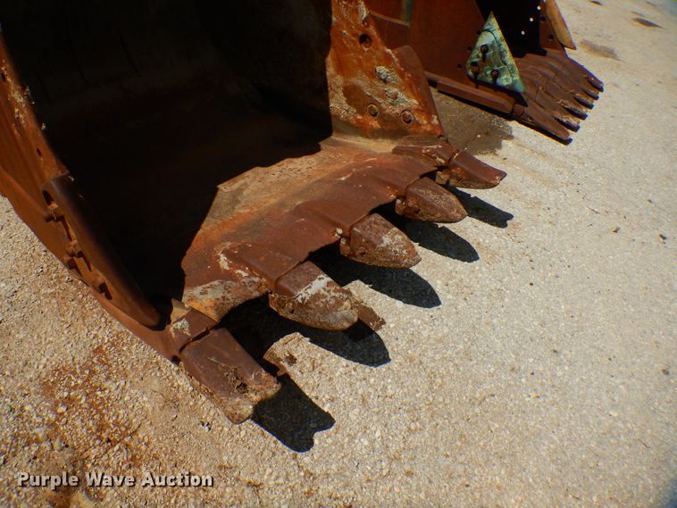 image for item FR9013 Caterpillar 300 series 54"W excavator bucket