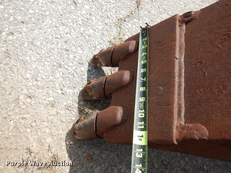 image for item FR9014 (6) excavator buckets