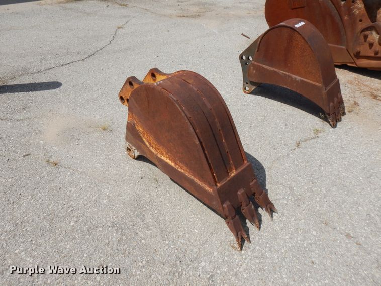 image for item FR9014 (6) excavator buckets