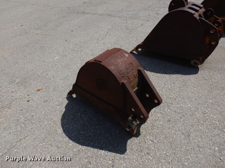 image for item FR9014 (6) excavator buckets