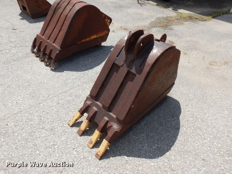 image for item FR9014 (6) excavator buckets