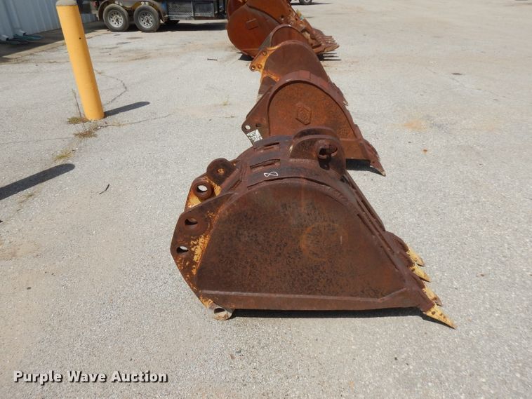 image for item FR9014 (6) excavator buckets