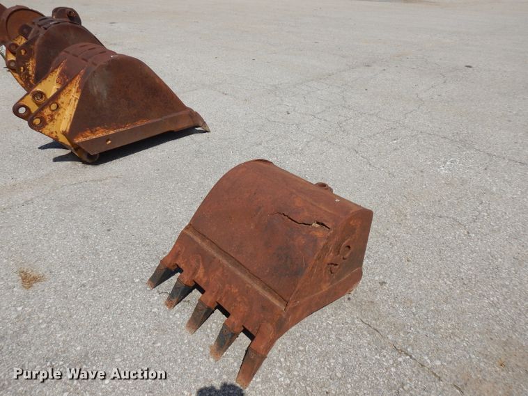 image for item FR9014 (6) excavator buckets